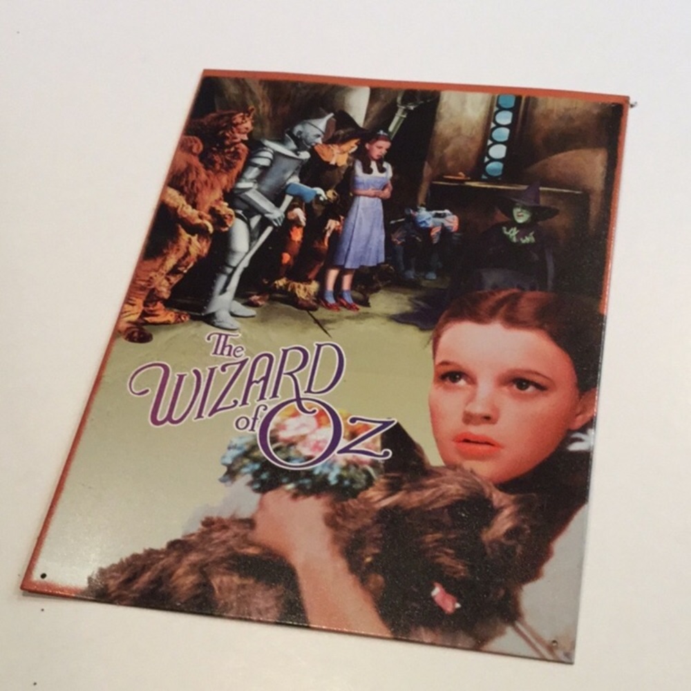 VINTAGE. Wizard of Oz. metal